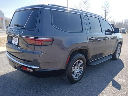 2023 Jeep Wagoneer Series I 4x2