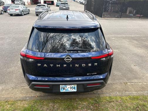 2024 Nissan Pathfinder SV 4WD
