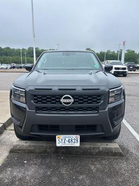 Super Black 2026 Nissan Frontier S