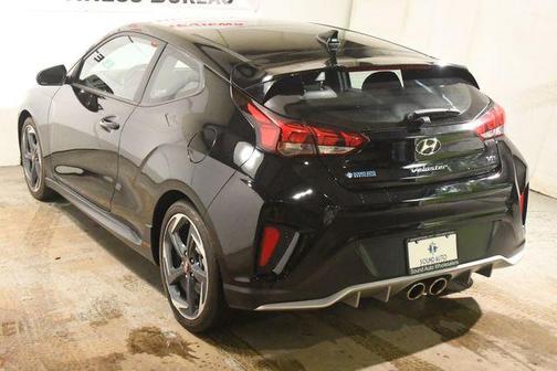 2019 Hyundai Veloster Base