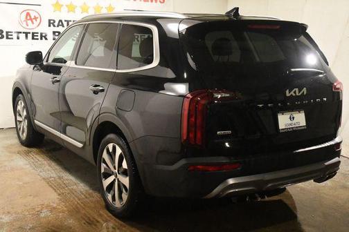 2022 Kia Telluride S