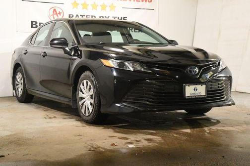 2018 Toyota Camry Hybrid LE