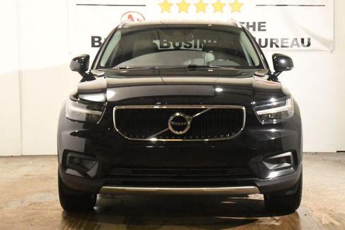 2021 Volvo XC40 T4 Momentum