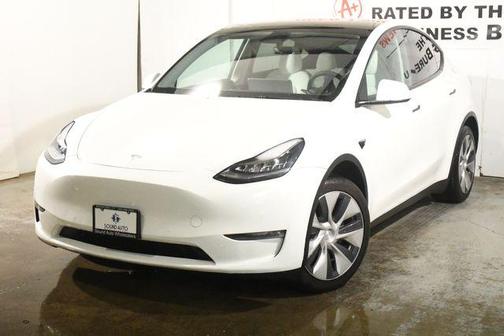 2022 Tesla Model Y Long Range Dual Motor All-Wheel Drive