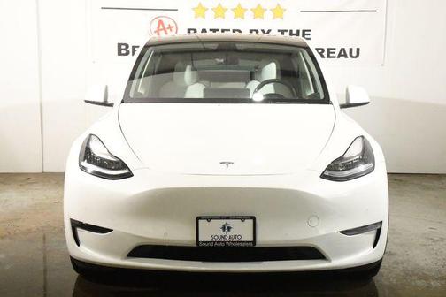 2022 Tesla Model Y Long Range Dual Motor All-Wheel Drive
