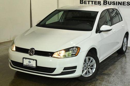 2016 Volkswagen Golf TSI S 4-Door