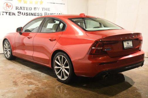 2019 Volvo S60 T5 Momentum