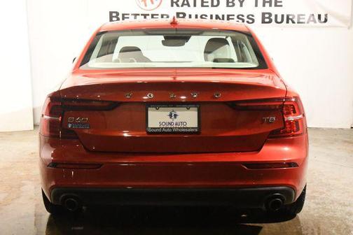 2019 Volvo S60 T5 Momentum