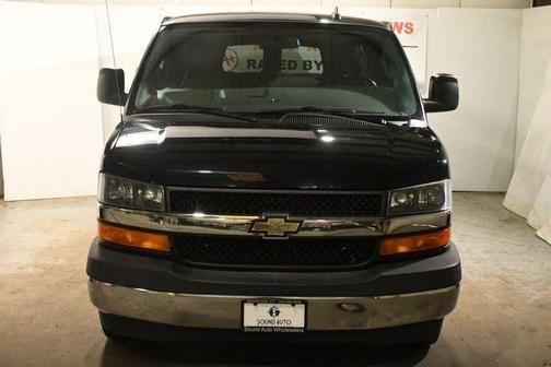 2017 Chevrolet Express 3500 LT