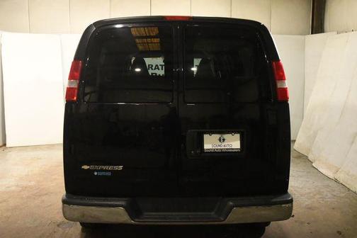 2017 Chevrolet Express 3500 LT