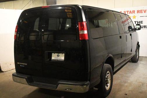 2017 Chevrolet Express 3500 LT