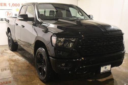 Diamond Black Crystal Pearlcoat 2022 RAM 1500 Big Horn/Lone Star