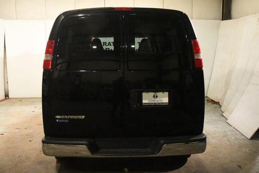 2017 Chevrolet Express 3500 LT
