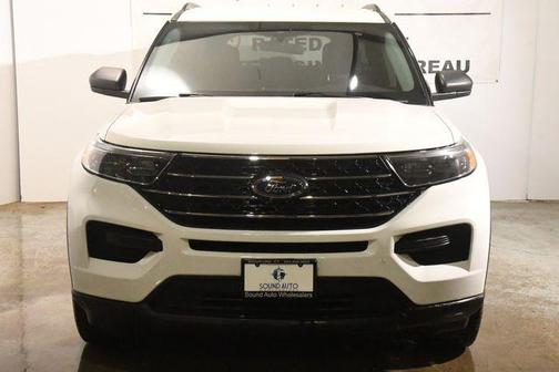 Star White Metallic Tri-Coat 2023 Ford Explorer XLT