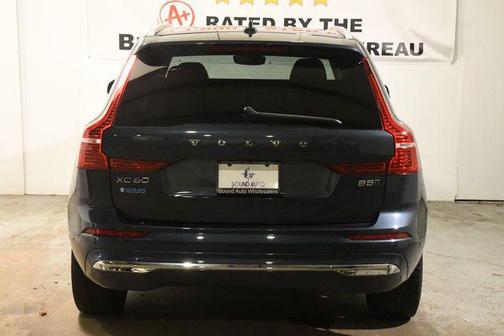 2023 Volvo XC60 B5 Plus Bright Theme