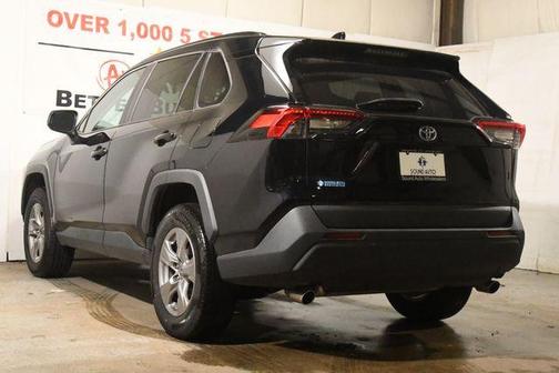2022 Toyota RAV4 Hybrid LE