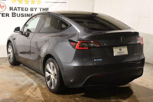 2021 Tesla Model Y Long Range Dual Motor All-Wheel Drive