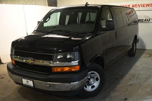 2017 Chevrolet Express 3500 LT