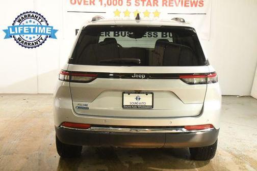 2022 Jeep Grand Cherokee 4xe Base