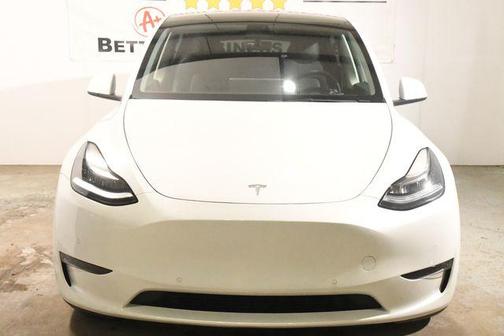 Pearl White Multi-Coat 2022 Tesla Model Y Long Range Dual Motor All-Wheel Drive