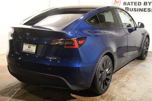 2022 Tesla Model Y Performance Dual Motor All-Wheel Drive