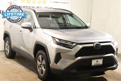 2022 Toyota RAV4 Hybrid XLE