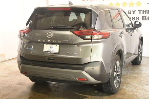 Brilliant Silver Metallic 2023 Nissan Rogue SV