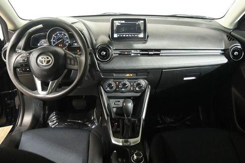 2017 Toyota Yaris iA Base