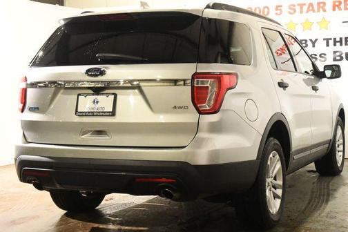 2016 Ford Explorer Base