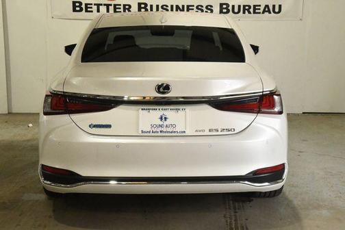 2021 Lexus ES 250 Base