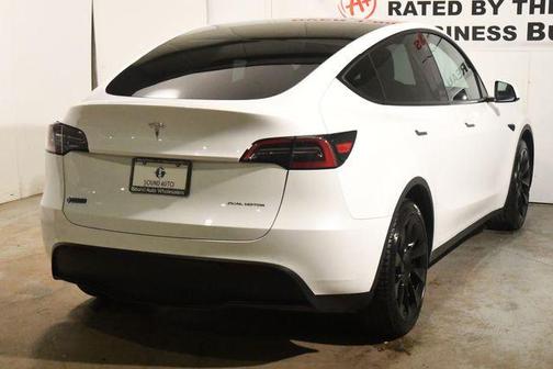 2021 Tesla Model Y Long Range Dual Motor All-Wheel Drive