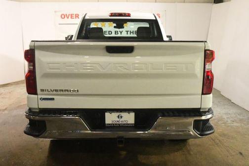 Summit White 2022 Chevrolet Silverado 1500 WT