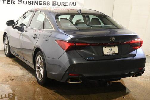 2020 Toyota Avalon XLE