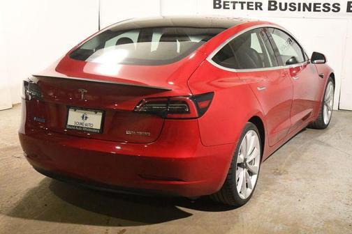 2019 Tesla Model 3 Performance