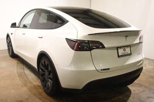 Pearl White Multi-Coat 2023 Tesla Model Y Performance Dual Motor All-Wheel Drive