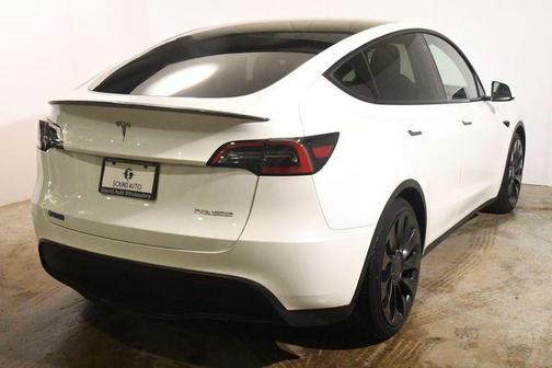 Pearl White Multi-Coat 2023 Tesla Model Y Performance Dual Motor All-Wheel Drive