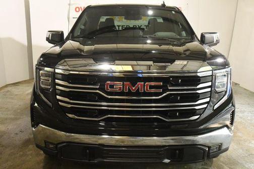 Onyx Black 2025 GMC Sierra 1500 SLT
