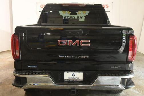 Onyx Black 2025 GMC Sierra 1500 SLT