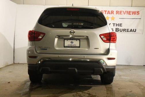 2019 Nissan Pathfinder S