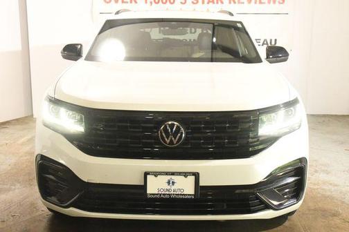 White 2023 Volkswagen Atlas Cross Sport 2.0T SEL