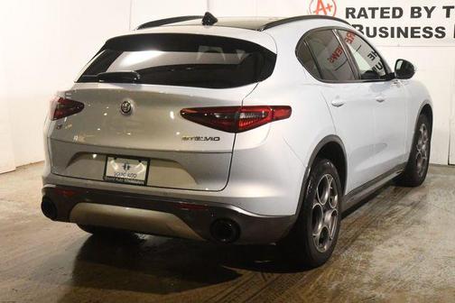 2022 Alfa Romeo Stelvio Ti
