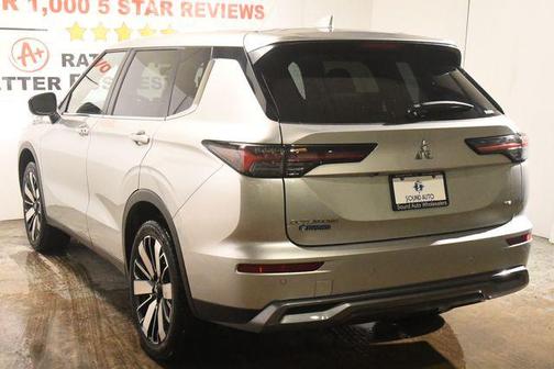 Alloy Silver Metallic 2025 Mitsubishi Outlander SE S-AWC