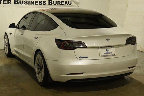 2021 Tesla Model 3 Standard Range Plus