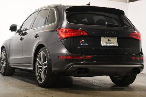 Photo 3 of 32 of 2014 Audi SQ5 3.0T Premium Plus
