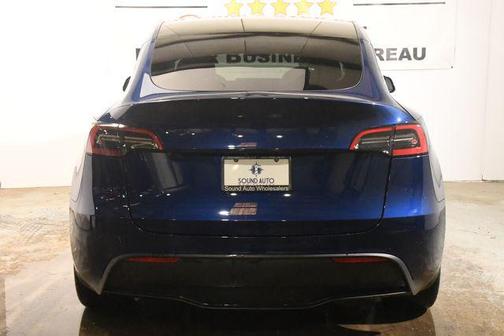 Pearl White Multi-Coat 2022 Tesla Model Y Long Range Dual Motor All-Wheel Drive