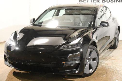 2023 Tesla Model 3 Standard Range
