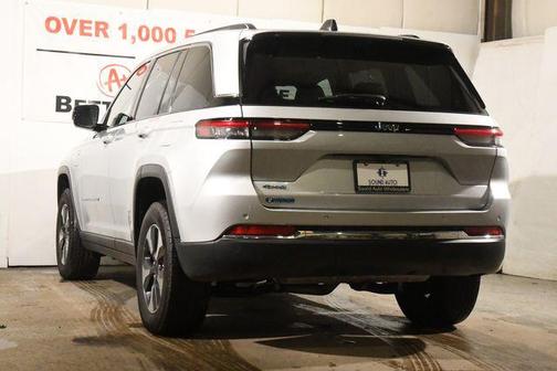2022 Jeep Grand Cherokee 4xe Base