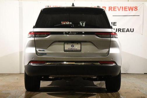 2022 Jeep Grand Cherokee 4xe Base