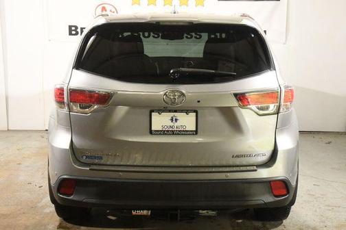 2016 Toyota Highlander Limited Platinum