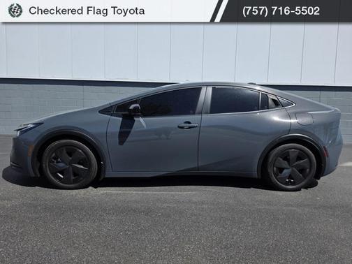 2024 Toyota Prius Prime SE